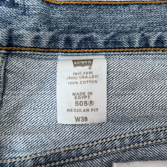 Levi’s 505 Blue Denim Shorts - Picture 4 of 4